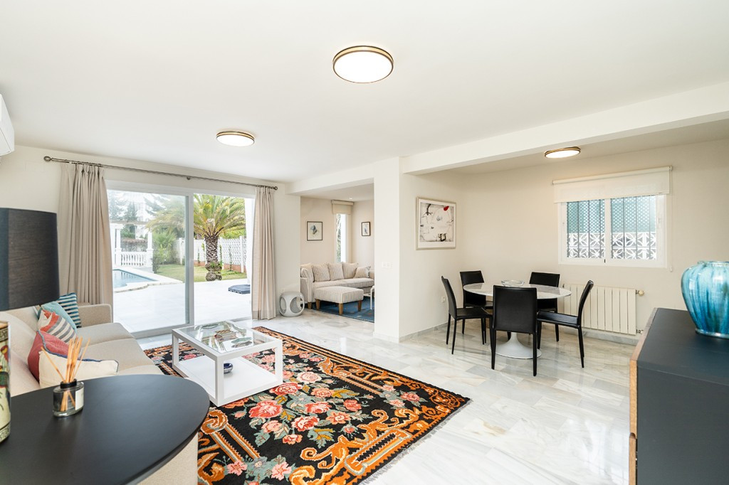 Villas de 4 dormitorios en venta en Marbesa – R5297731 Villas de 4 dormitorios en venta en Marbesa – R5297731