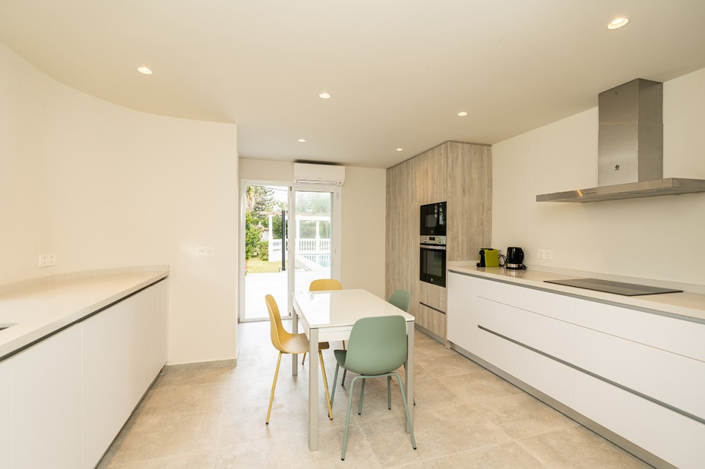 Villas de 4 dormitorios en venta en Marbesa – R5297731 Villas de 4 dormitorios en venta en Marbesa – R5297731