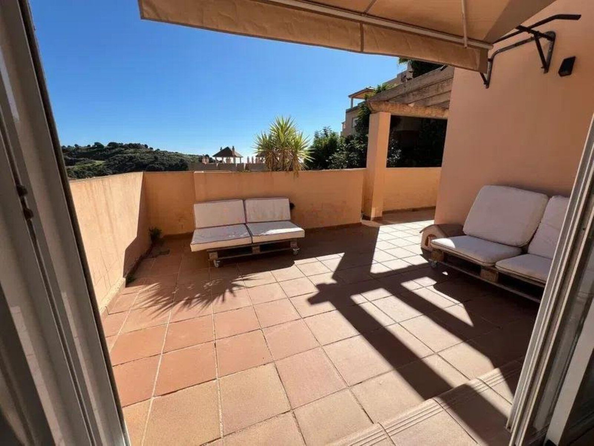 Apartamentos de 2 dormitorios en venta en Calahonda – R5016934