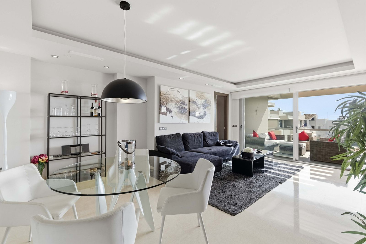 2 bedroom Apartments for sale in Los Arqueros – R5316916