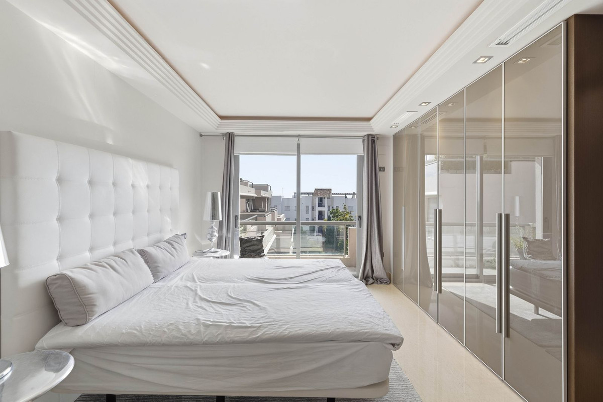 2 bedroom Apartments for sale in Los Arqueros – R5316916