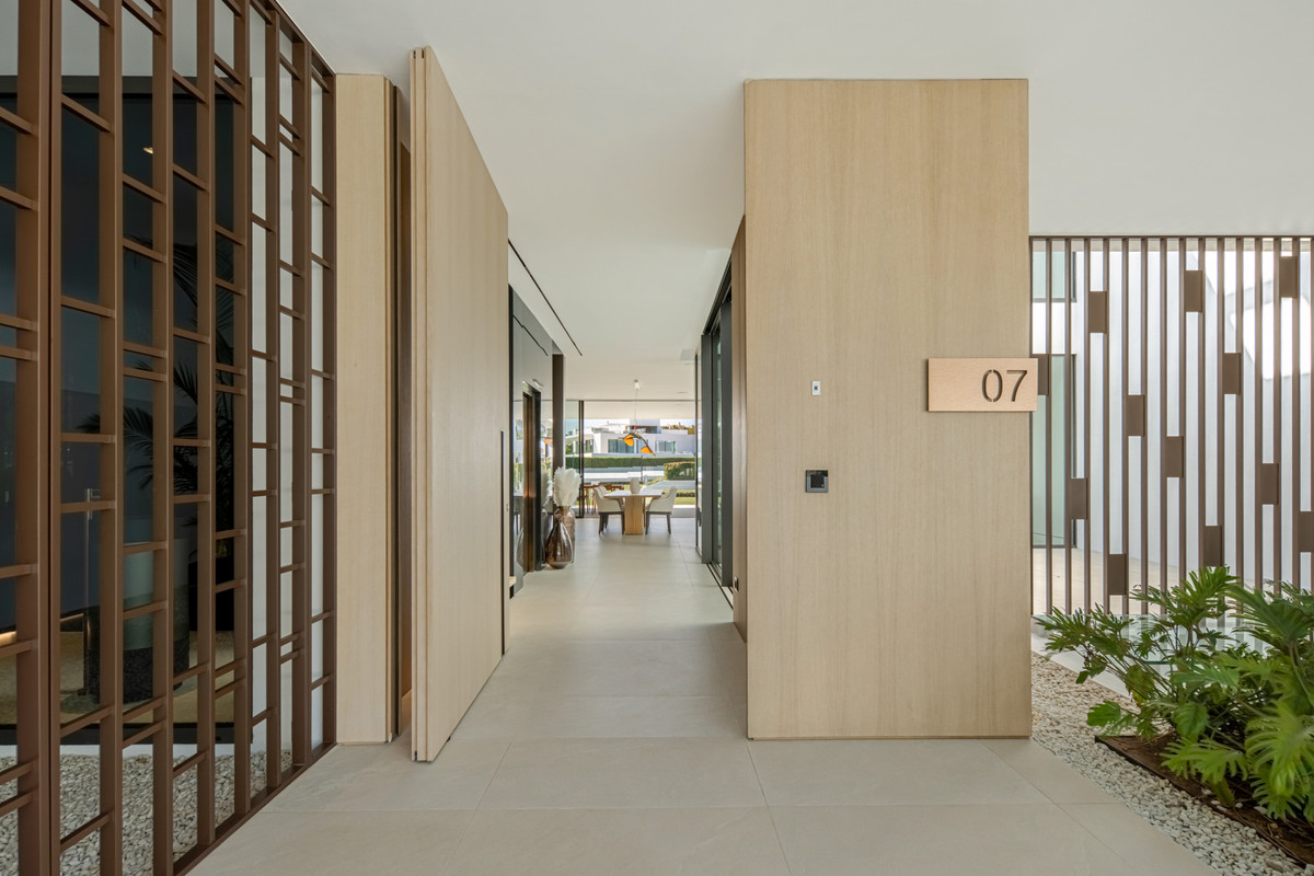 Pareados de 3 dormitorios en venta en Milla de Oro – R5330080