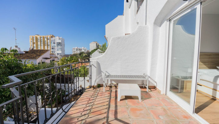 4 bedroom Semi-detached for sale in Calahonda – R5314924 in 