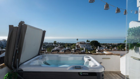 3 bedroom Townhouses for sale in Calahonda – R5315932