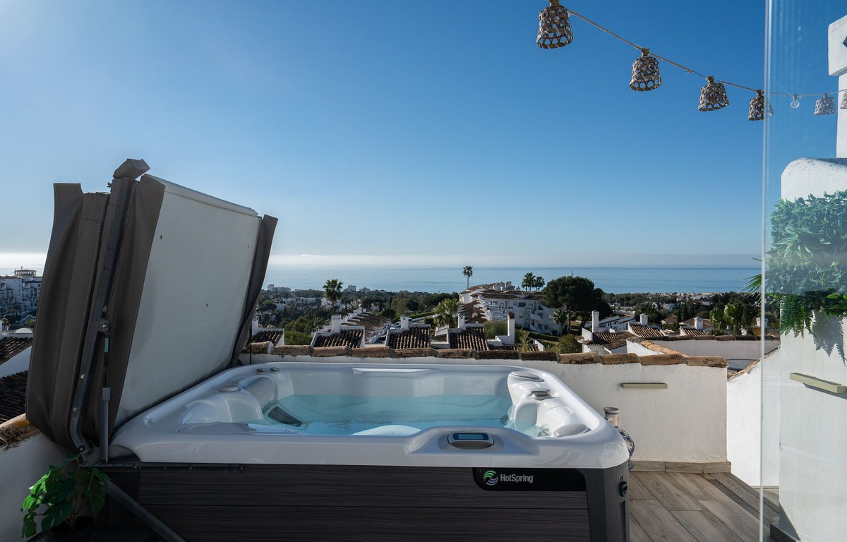 3 bedroom Townhouses for sale in Calahonda – R5315932