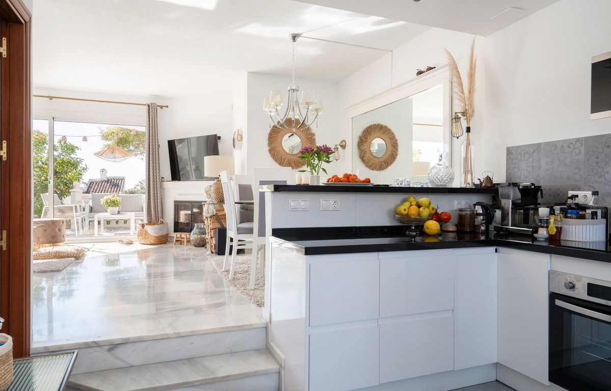 3 bedroom Townhouses for sale in Calahonda – R5315932