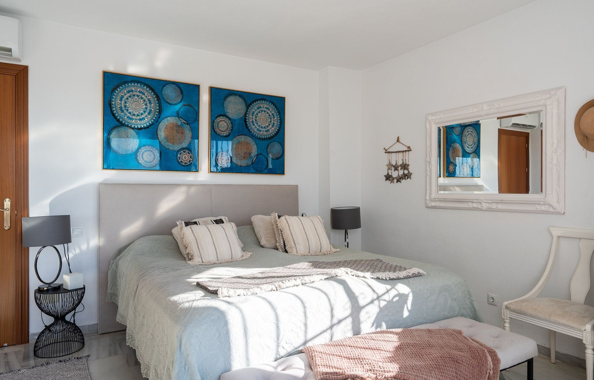 3 bedroom Townhouses for sale in Calahonda – R5315932