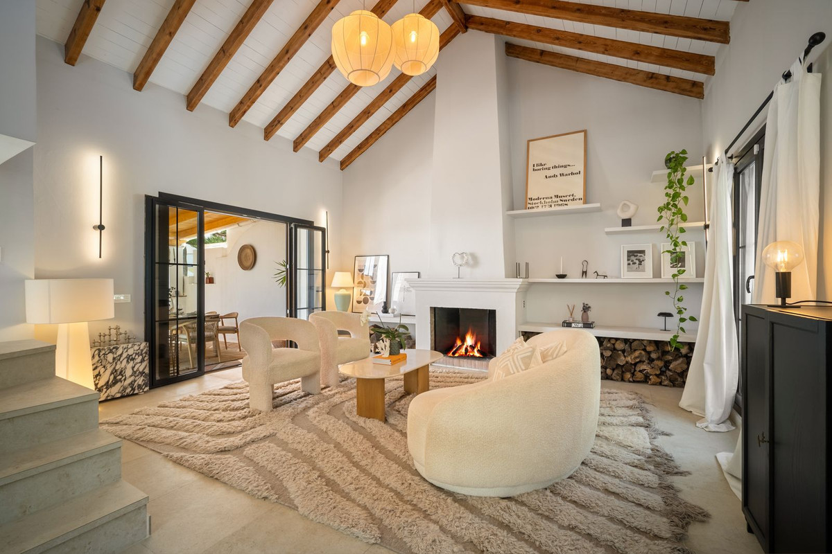 4 bedroom Townhouses for sale in Marbella – R5012860