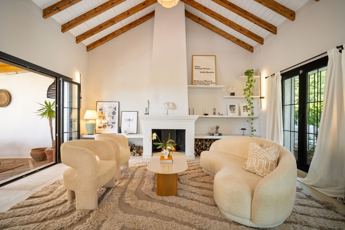 4 bedroom Townhouses for sale in Marbella – R5012860