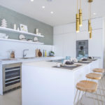 5 bedroom Villas for sale in Nueva Milla de Oro – R4709578