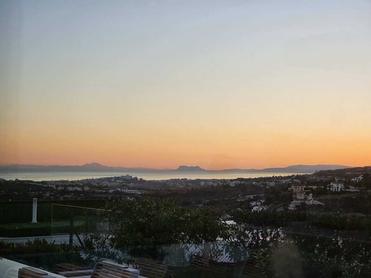 8 bedroom Villas for sale in La Quinta – R5217985 8 bedroom Villas for sale in La Quinta – R5217985