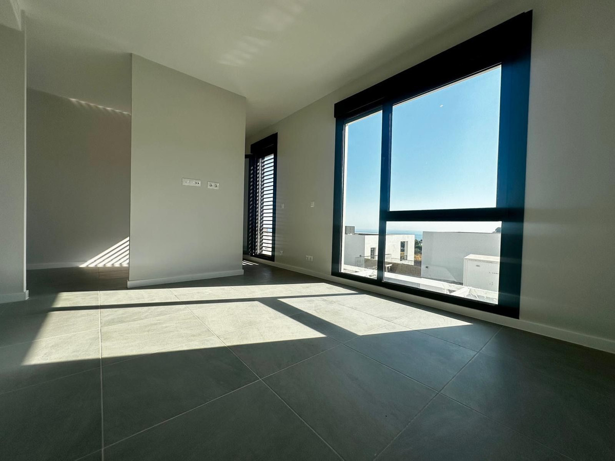 Pareados de 4 dormitorios en venta en Riviera del Sol – R5018596