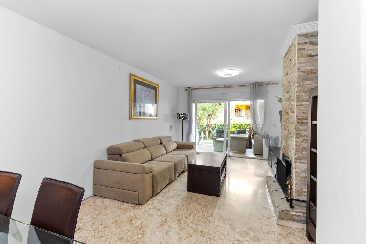 2 bedroom Apartments for sale in Guadalmina Alta – R5288629