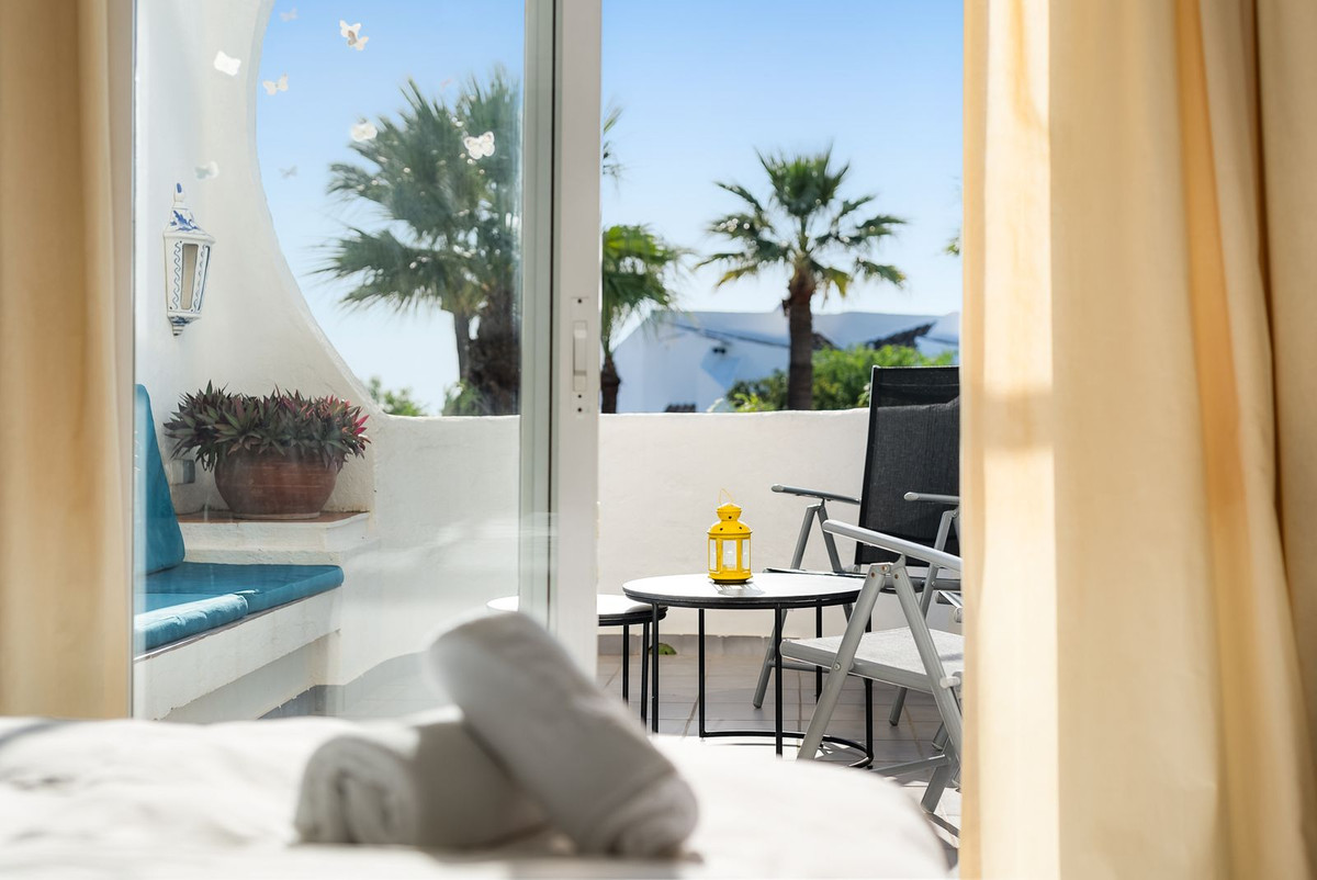 2 bedroom Apartments for sale in Calahonda – R5315764