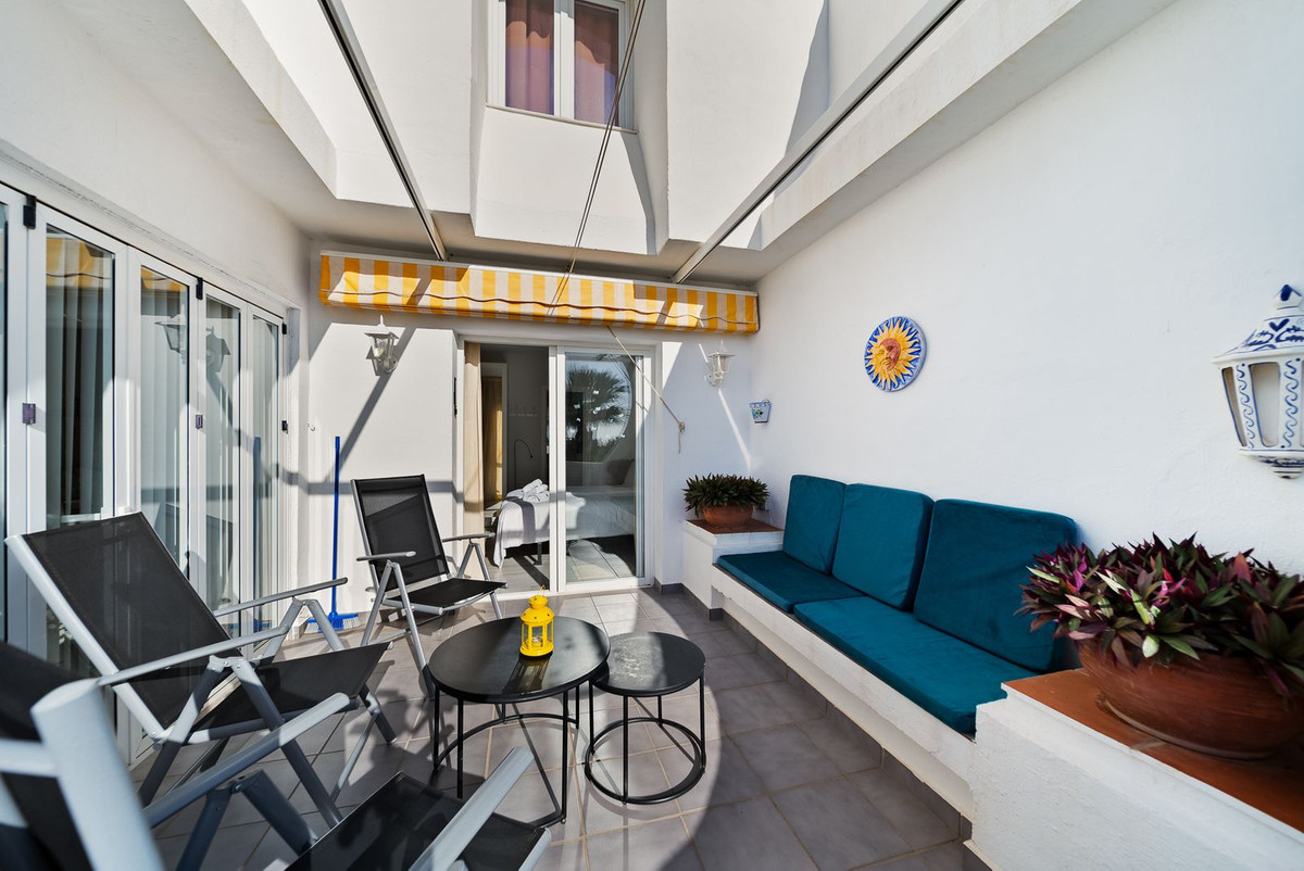 2 bedroom Apartments for sale in Calahonda – R5315764