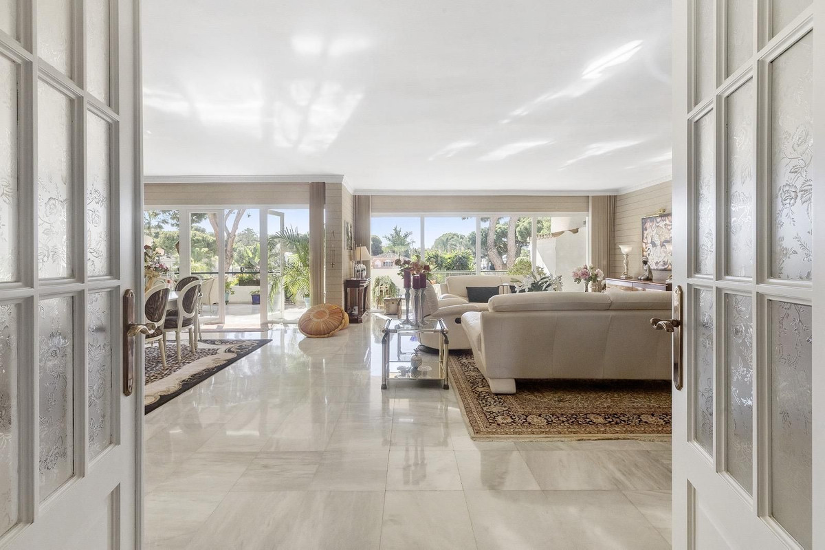 3 bedroom Apartments for sale in Nueva Milla de Oro – R5216482