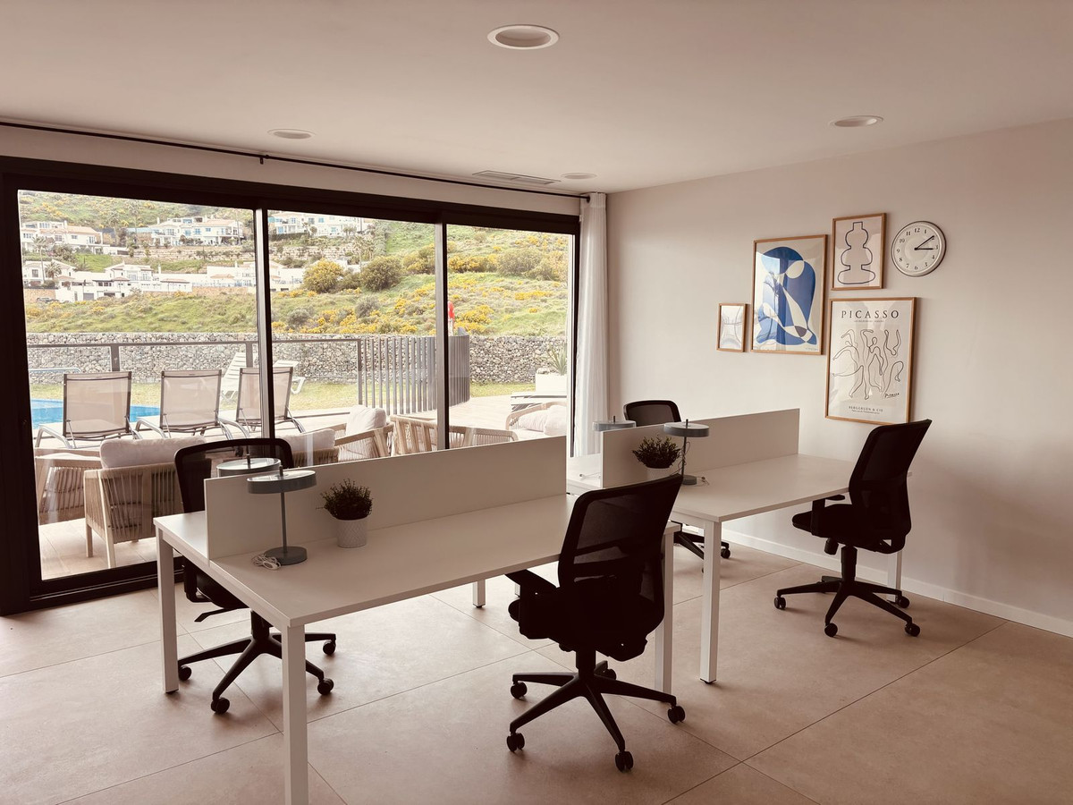 4 bedroom Semi-detached for sale in Riviera del Sol – R5329504 4 bedroom Semi-detached for sale in Riviera del Sol – R5329504