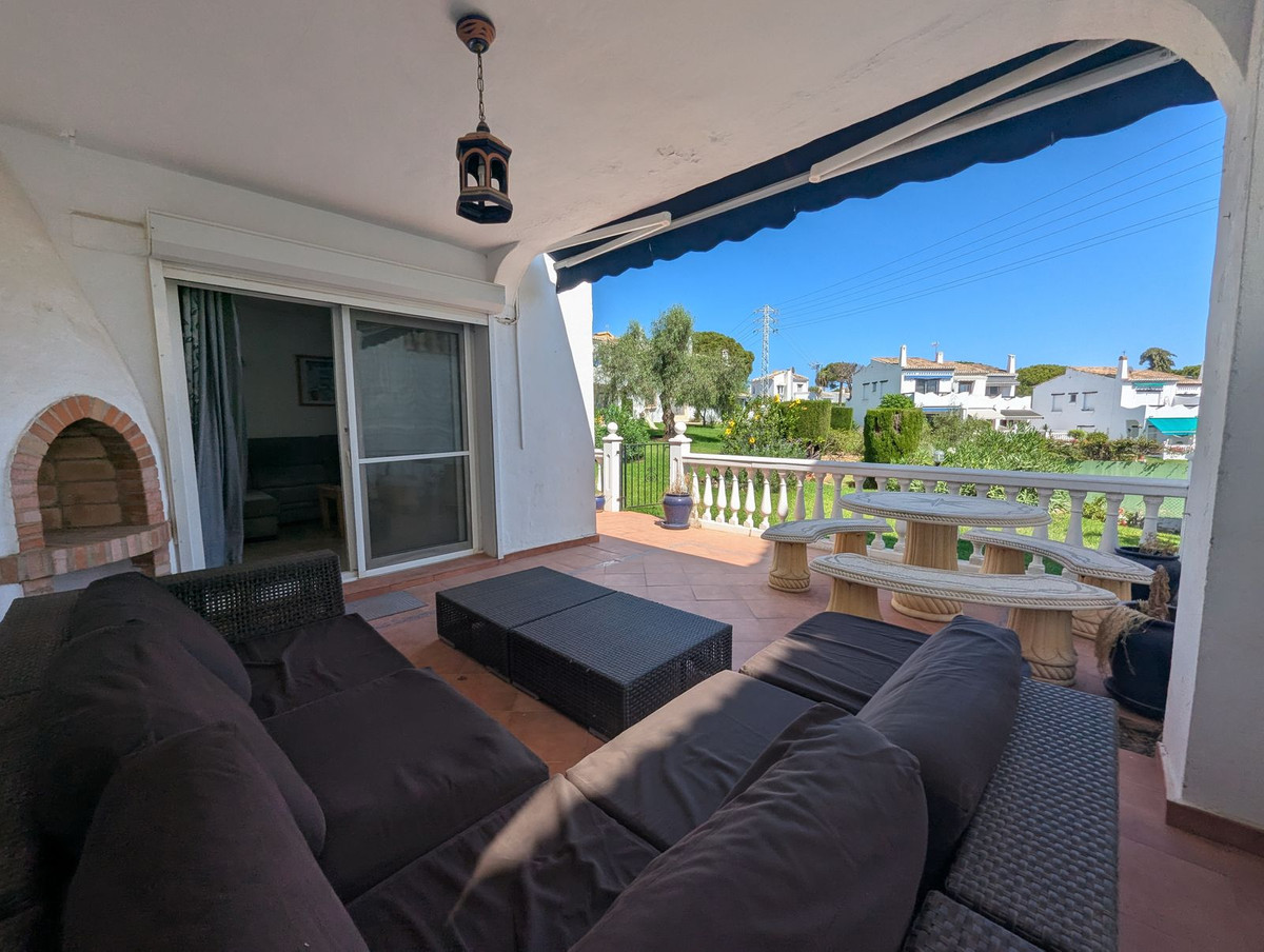 3 bedroom Townhouses for sale in Calahonda – R5327428