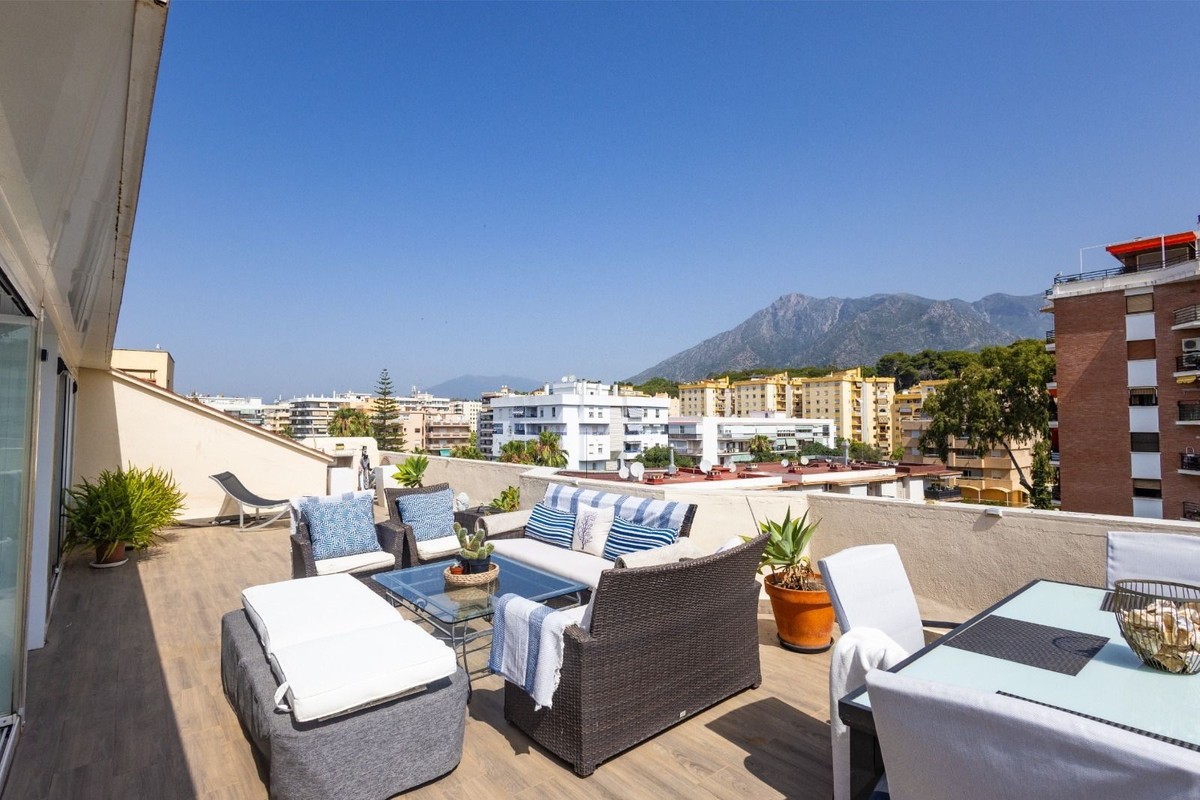 2 bedroom Penthouses for sale in Marbella – R5302591