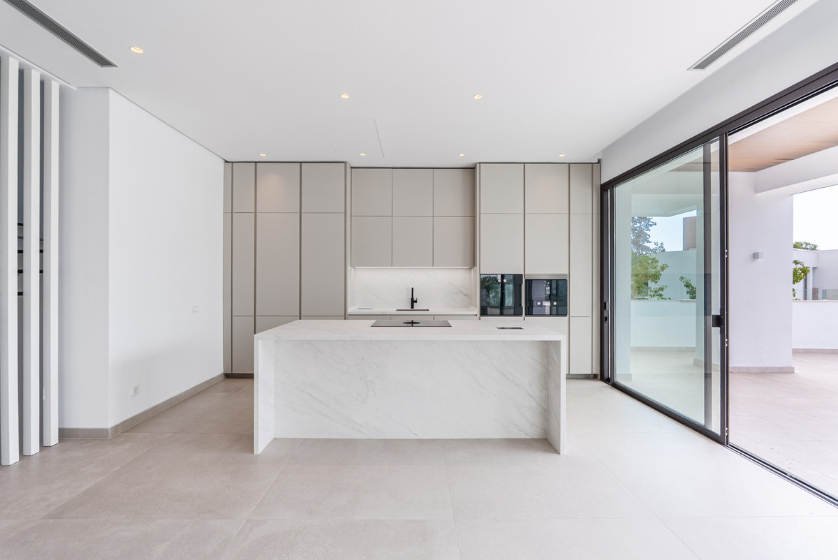 Villas de 4 dormitorios en venta en Marbella – R5195698