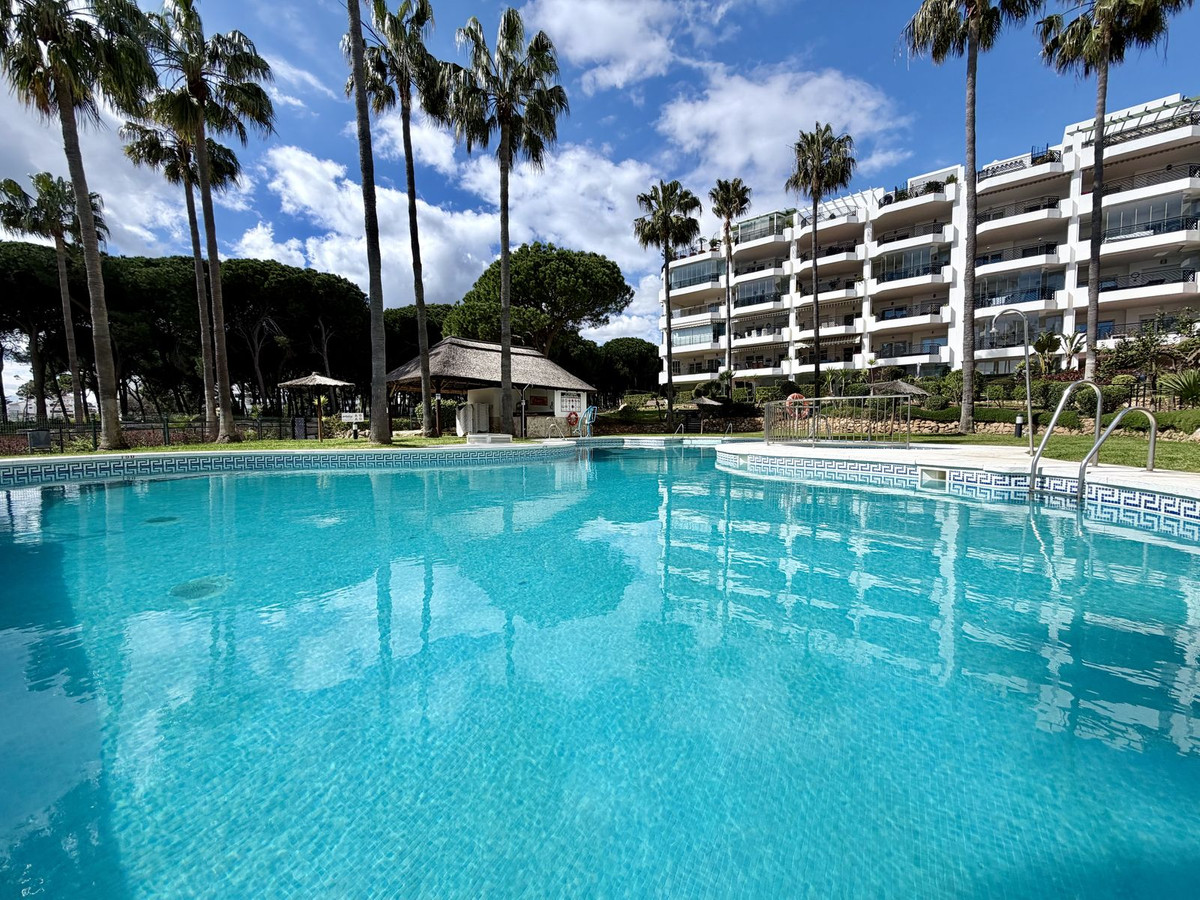 2 bedroom Apartments for sale in Calahonda – R5318833