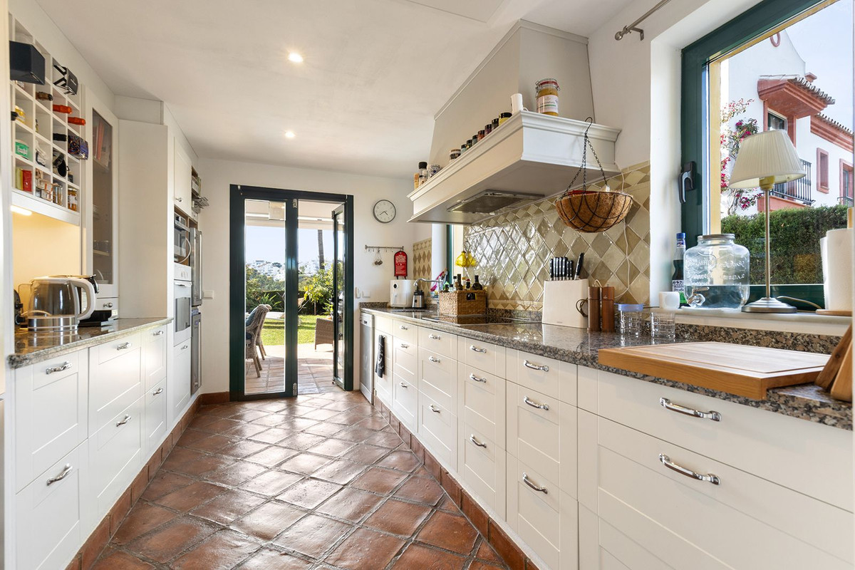 3 bedroom Semi-detached for sale in Miraflores – R5341870 3 bedroom Semi-detached for sale in Miraflores – R5341870