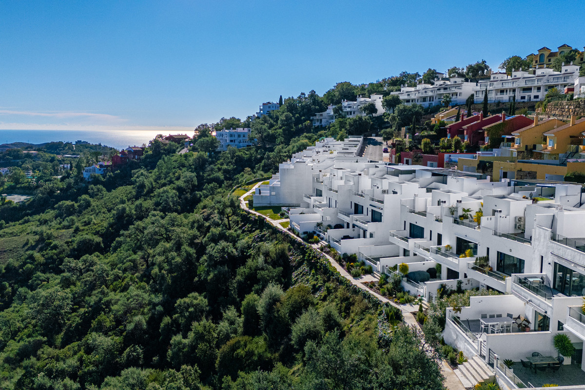 3 bedroom Townhouses for sale in Marbella – R5294245