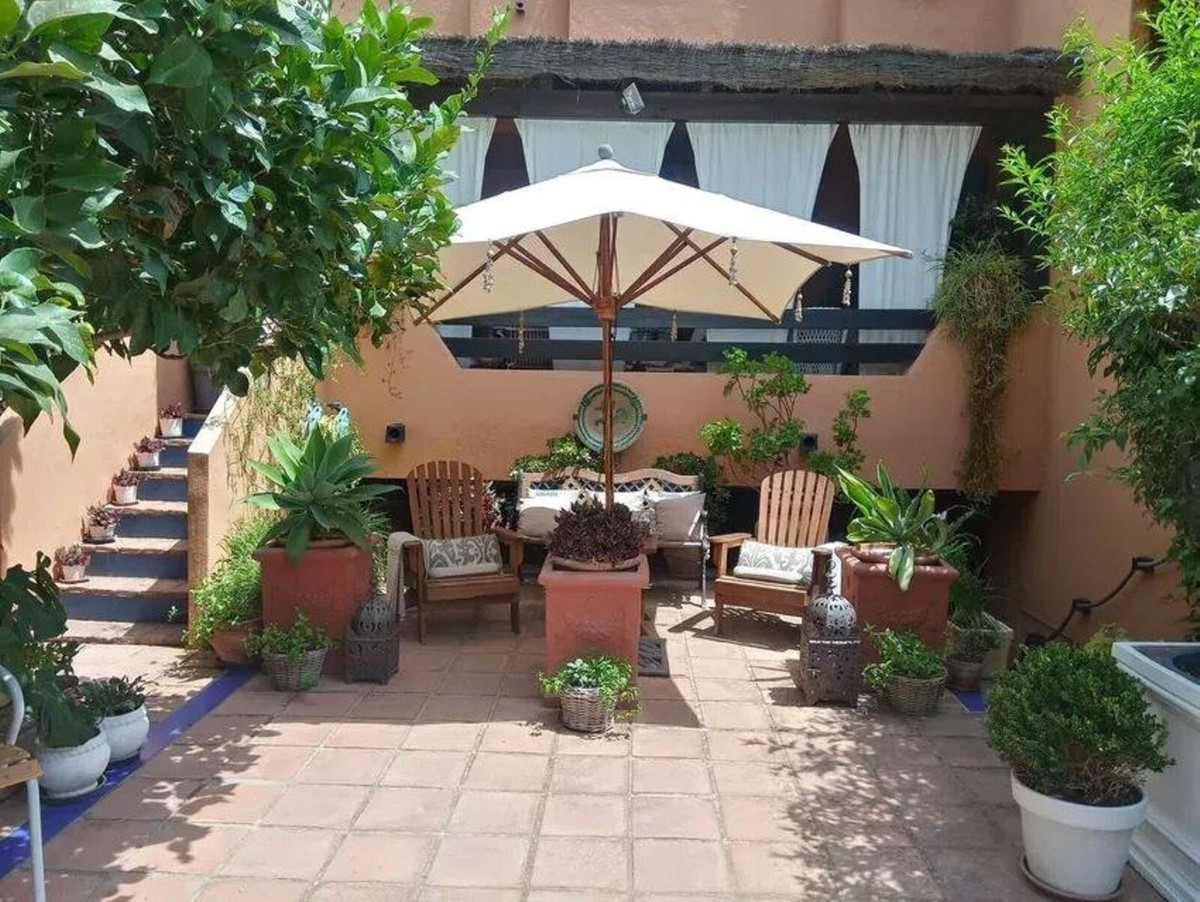 3 bedroom Townhouses for sale in Milla de Oro – R4764316