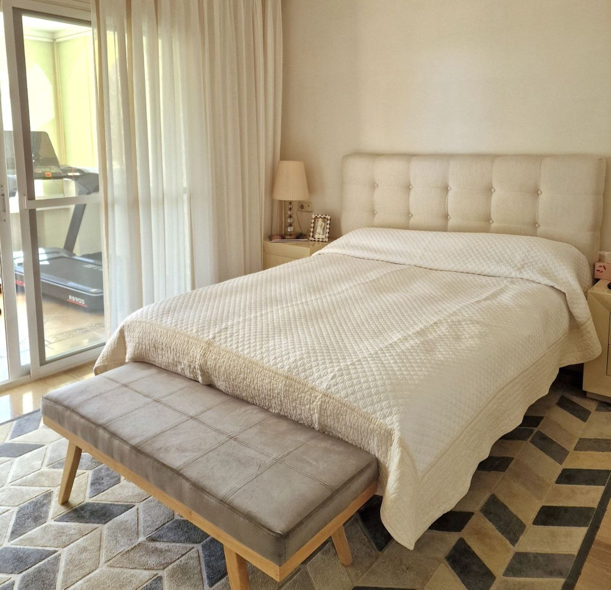 2 bedroom Apartments for sale in Elviria – R5329573