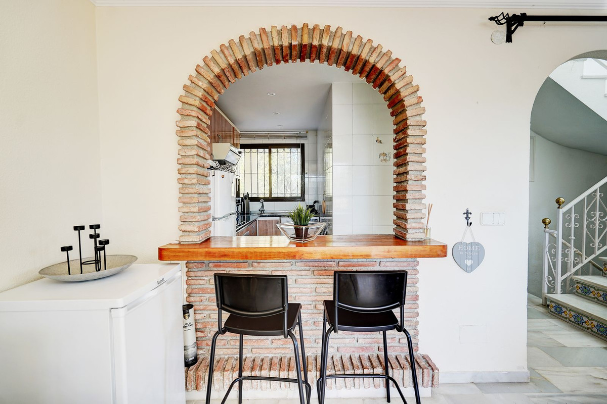 2 bedroom Penthouses for sale in Calahonda – R5302774