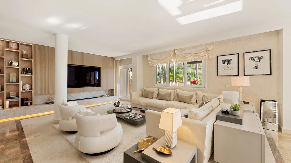 4 bedroom Apartments for sale in Milla de Oro – R5292298