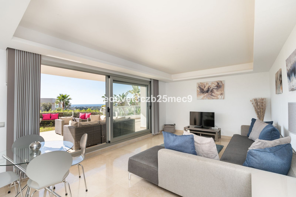 3 bedroom Apartments for sale in Los Arqueros – R5336437