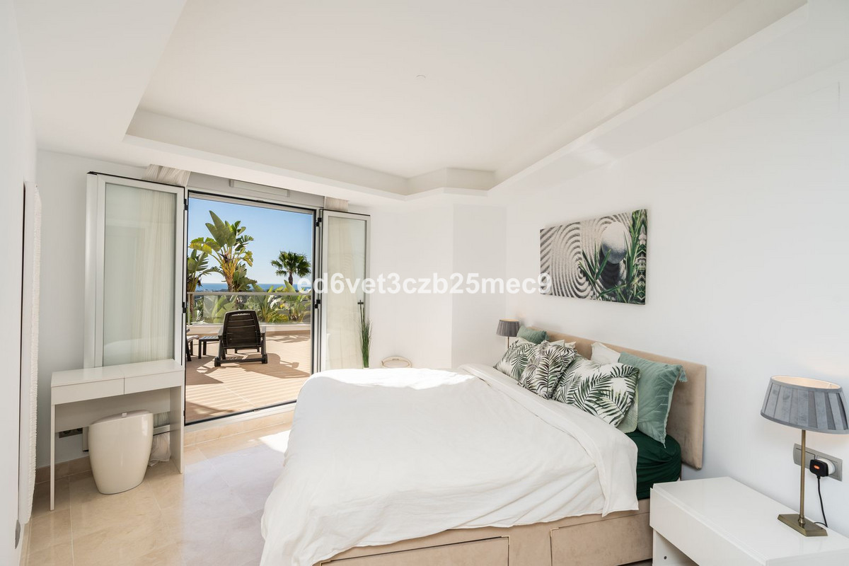 3 bedroom Apartments for sale in Los Arqueros – R5336437