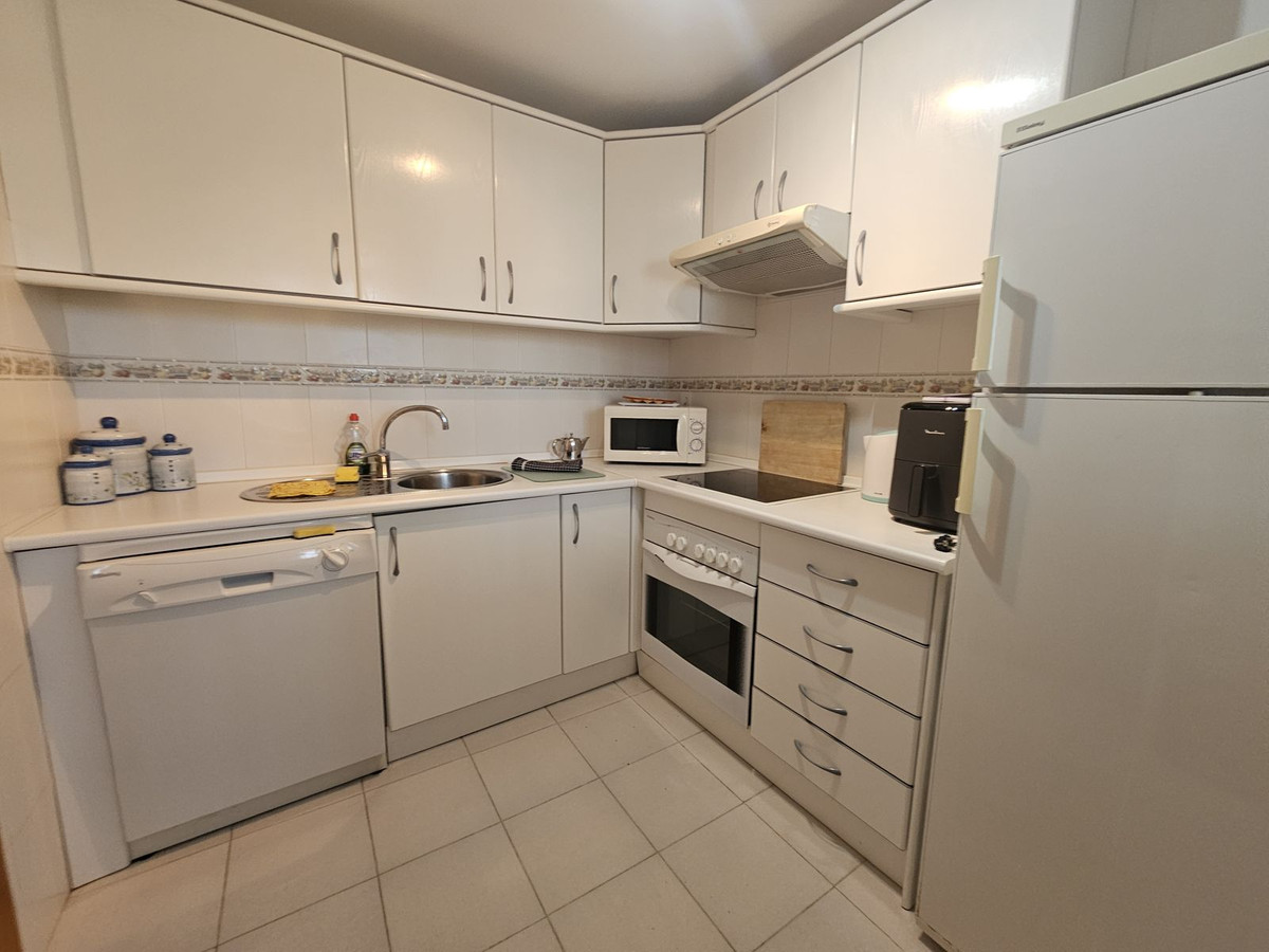 Apartamentos de 2 dormitorios en venta en Miraflores – R5321743