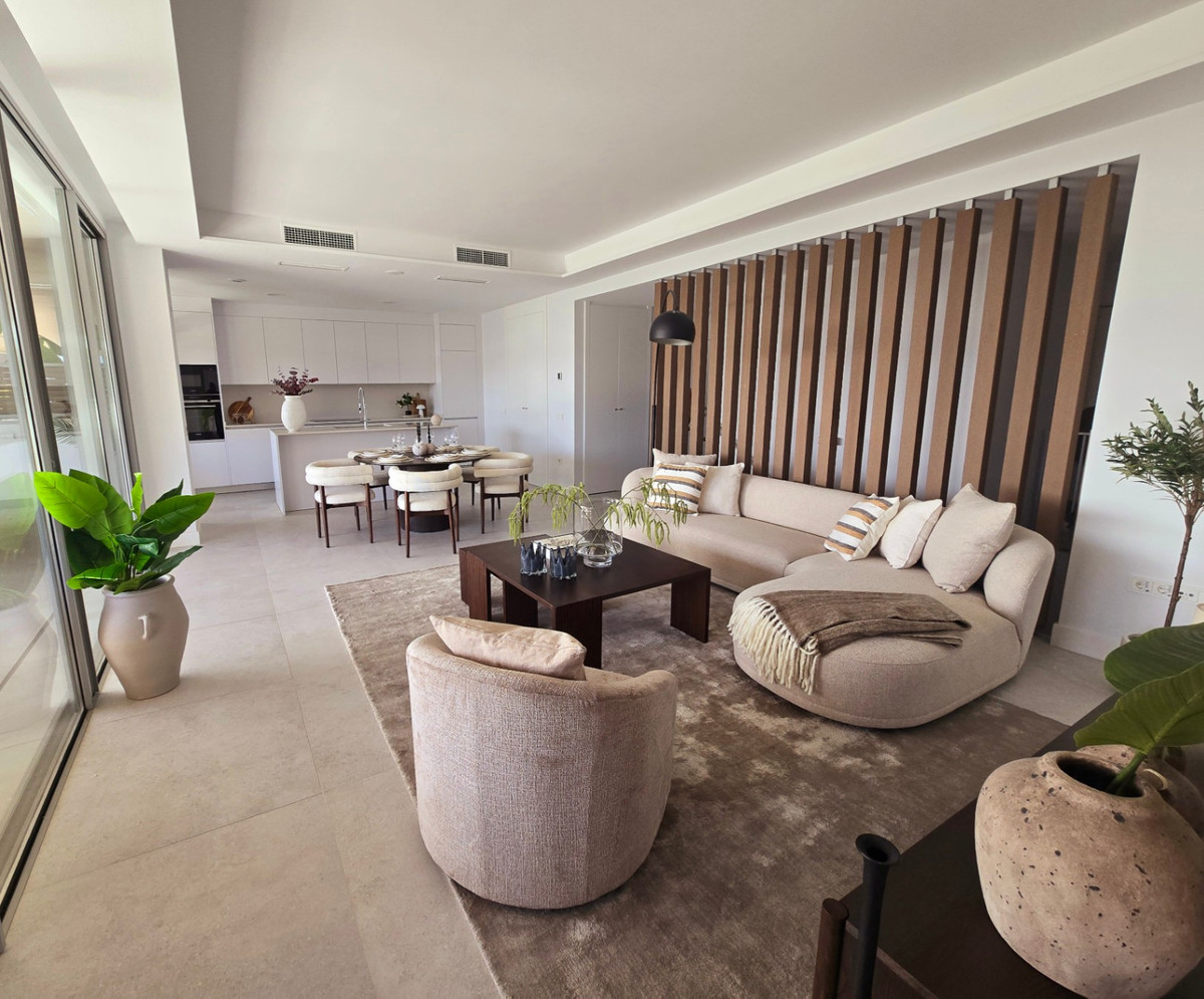 4 bedroom Apartments for sale in Marbella – R5309509