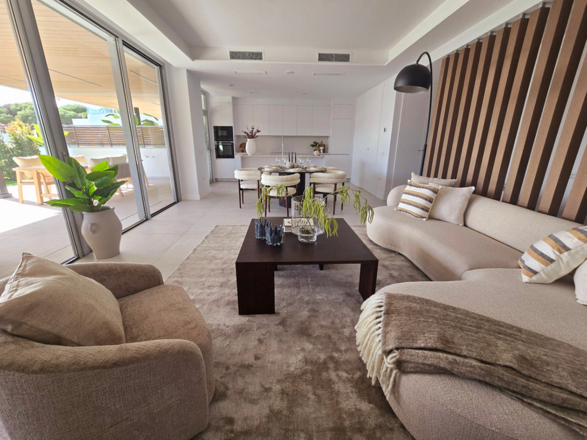 4 bedroom Apartments for sale in Marbella – R5309509