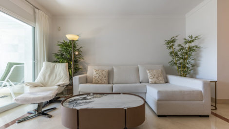 Apartamentos de 2 dormitorios en venta en Milla de Oro – R5222656