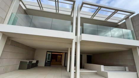 4 bedroom Apartments for sale in Milla de Oro – R5297014