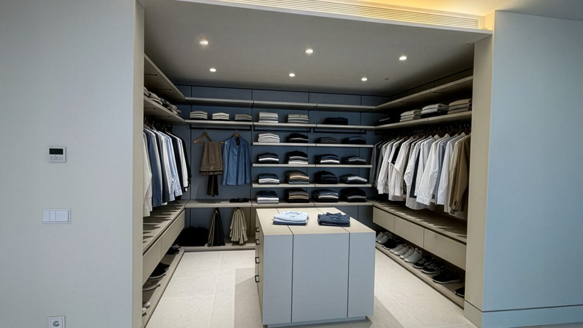 4 bedroom Apartments for sale in Milla de Oro – R5297014