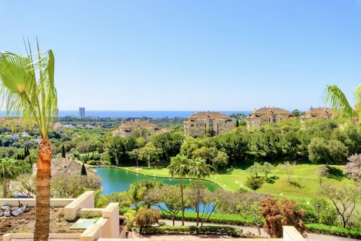 3 bedroom Penthouses for sale in Elviria – R5324641