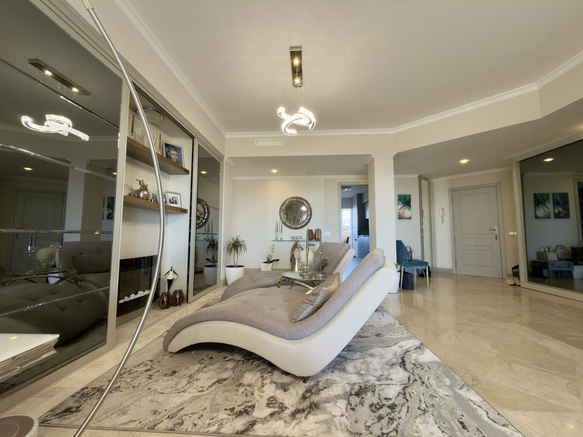 3 bedroom Penthouses for sale in Elviria – R5324641