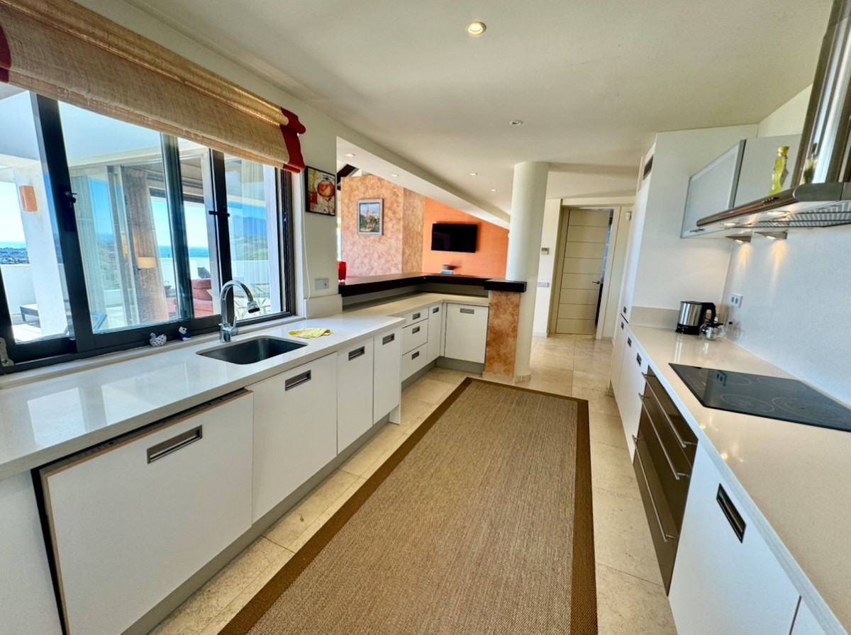 3 bedroom Penthouses for sale in Nueva Milla de Oro – R5324398