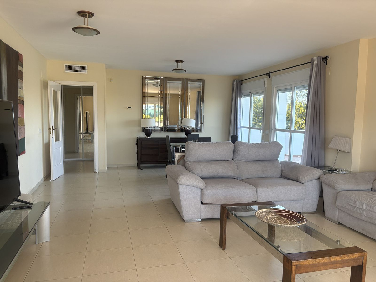 3 bedroom Apartments for sale in Riviera del Sol – R5318206