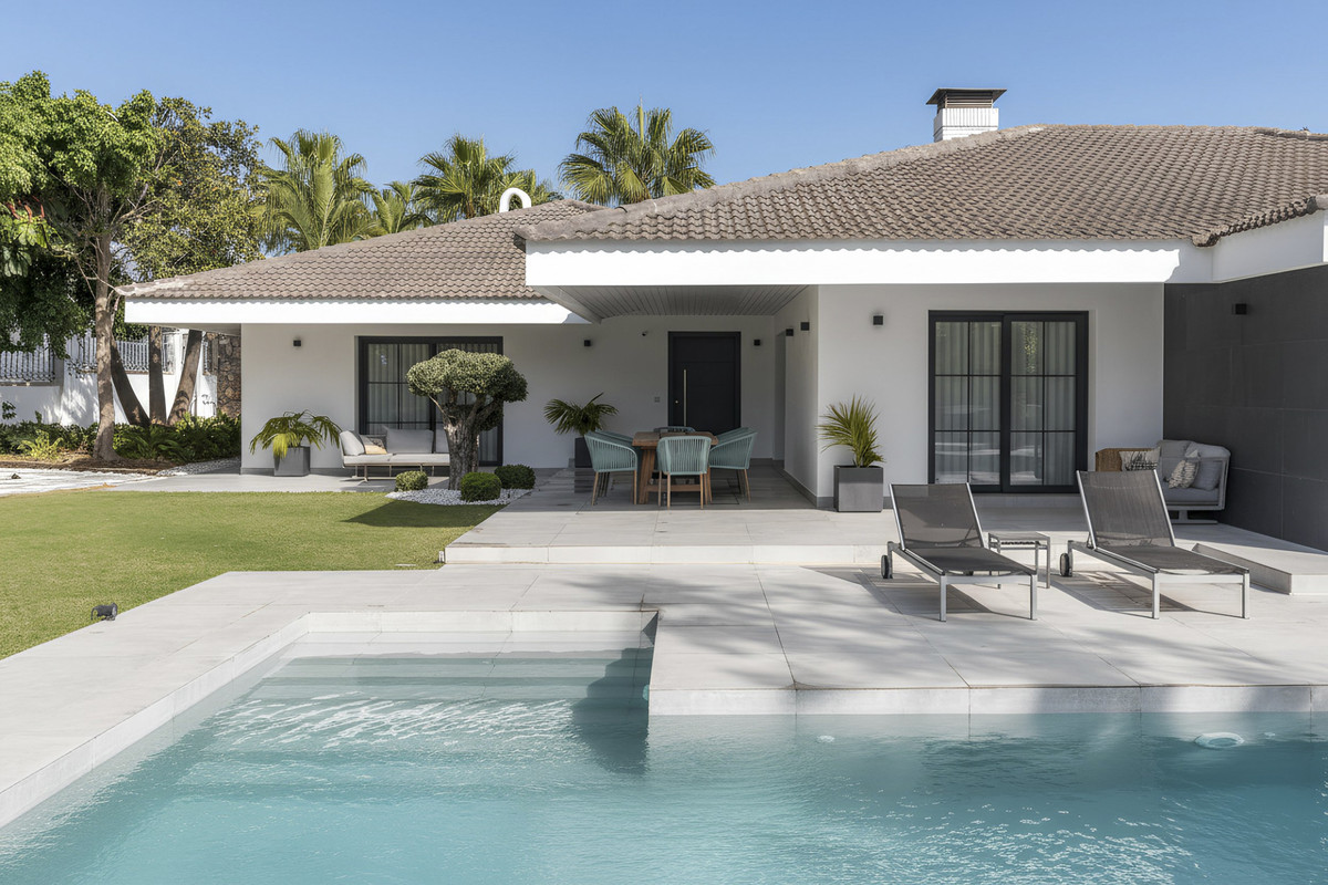 5 bedroom Villas for sale in Marbella – R5299393