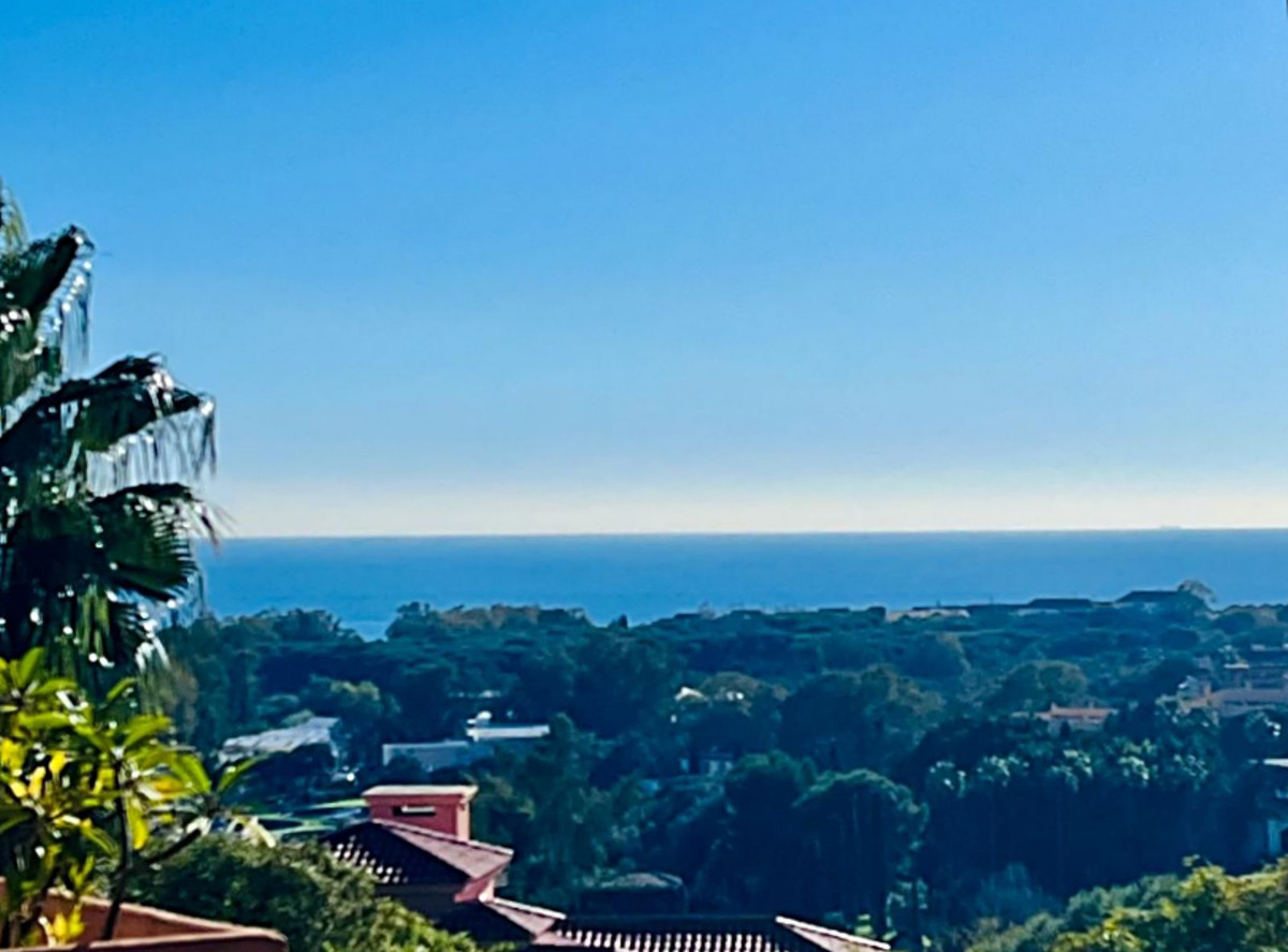 Apartamentos de 2 dormitorios en venta en Elviria – R5325196