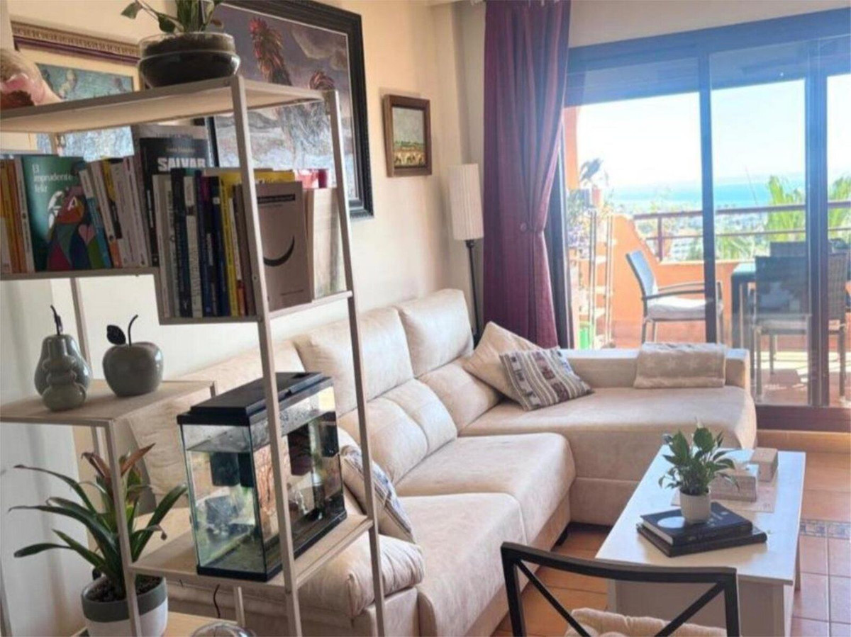 Apartamentos de 2 dormitorios en venta en Calahonda – R5318200