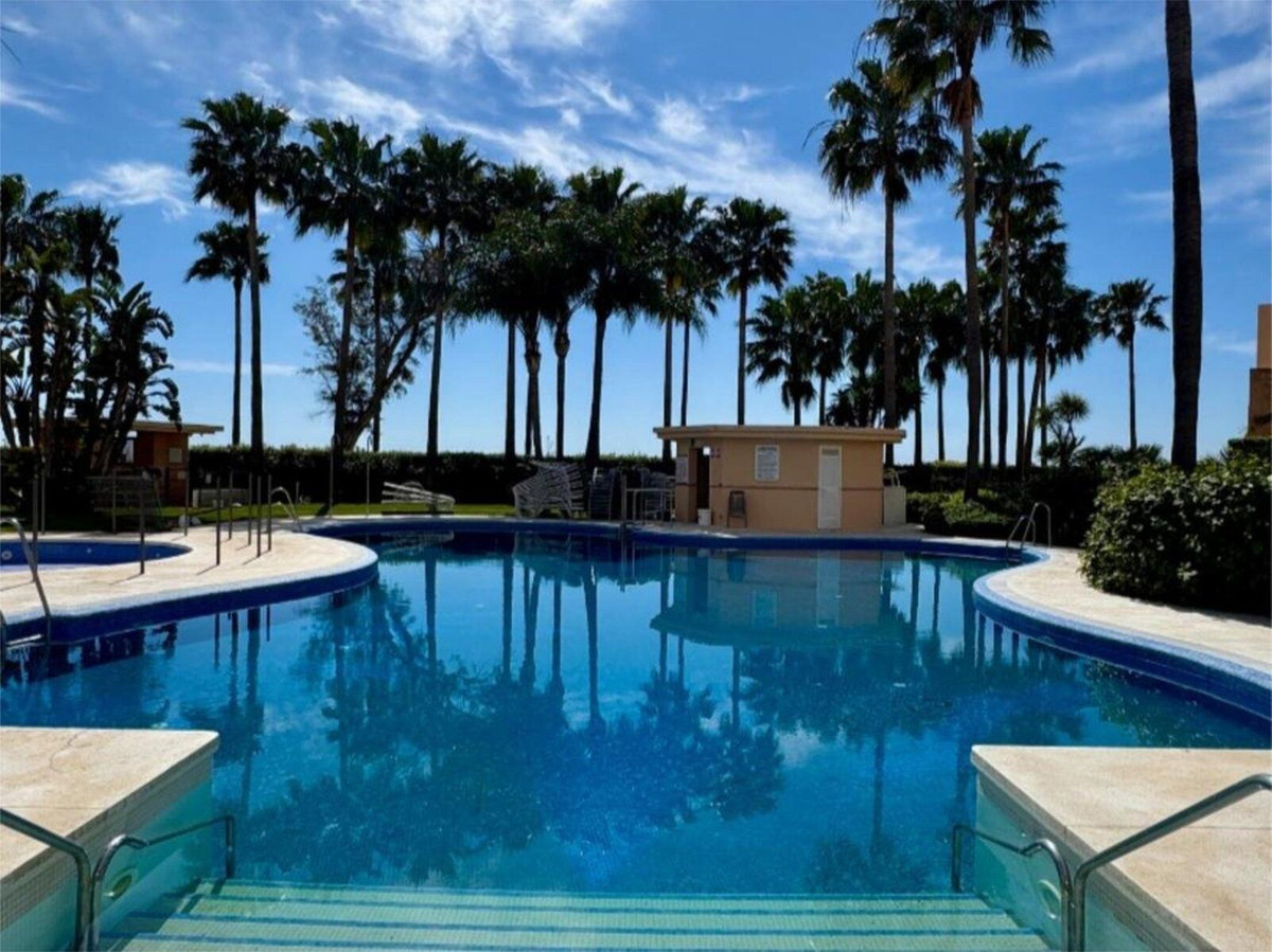 3 bedroom Apartments for sale in Nueva Milla de Oro – R5324215 3 bedroom Apartments for sale in Nueva Milla de Oro – R5324215