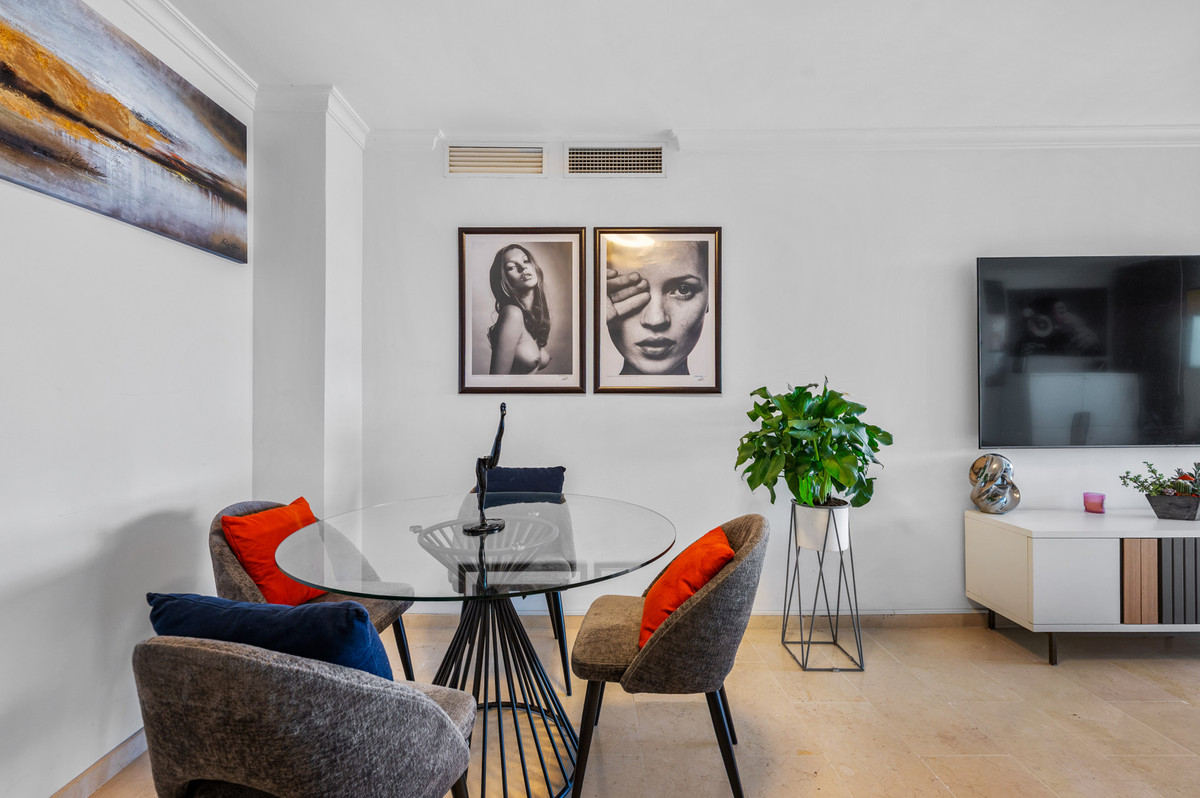 2 bedroom Apartments for sale in Elviria – R5324800