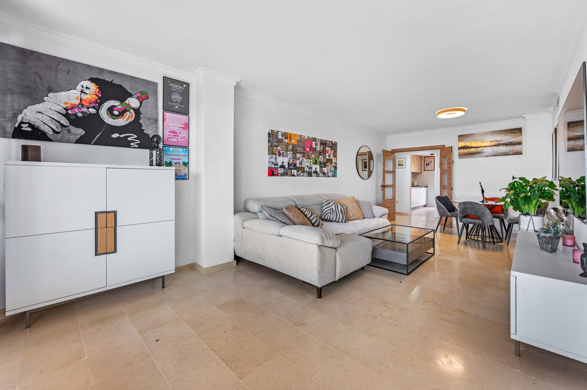 2 bedroom Apartments for sale in Elviria – R5324800