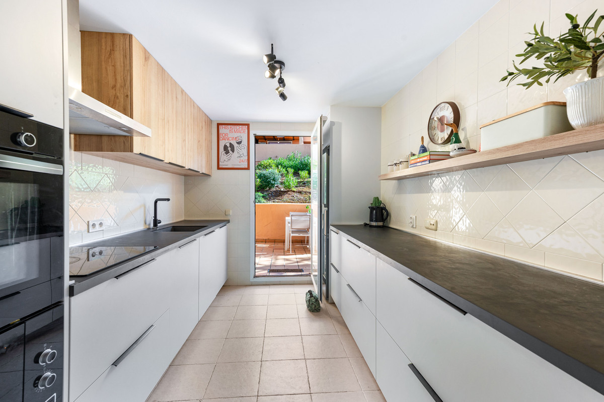 2 bedroom Apartments for sale in Elviria – R5324800